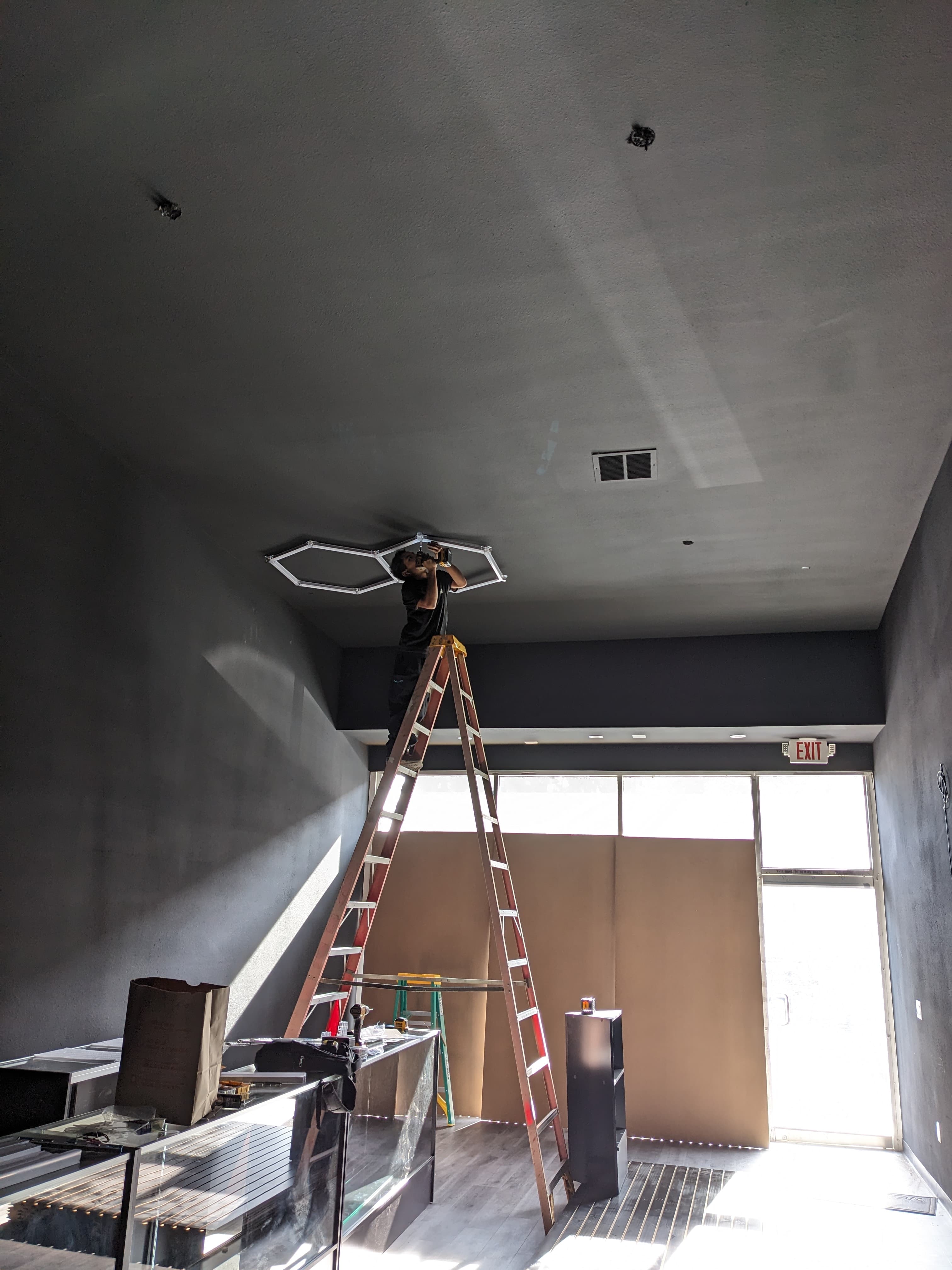 pasadena_electrician_2_hex_lights-0